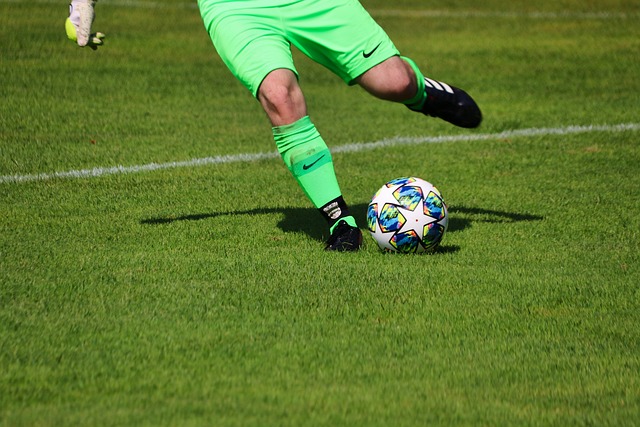 通过冷静的 通过冷静的